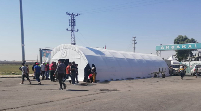Bayramlaşmak için Suriye'ye 23 Bin 241 kişi geçiş yaptı