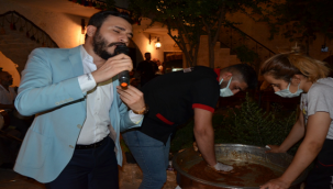 Konuk evlerinde sıra gecesi coşkulu başladı