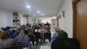 Kursiyerlere "helikopter ebeveynlik" uyarısı