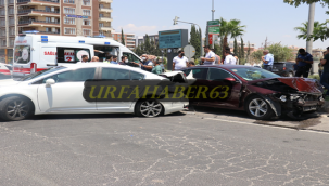 Şanlıurfa'da iki otomobil çarpıştı, 8 yaralı