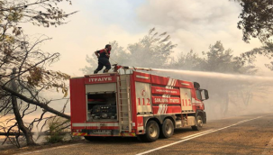Şanlıurfa İtfaiyesi'nden Osmaniye'deki Yangına Müdahale 