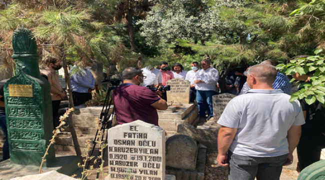 Şanlıurfalı sanatçı Abdullah Uyanık Mezarı Başında Dualarla Anıldı
