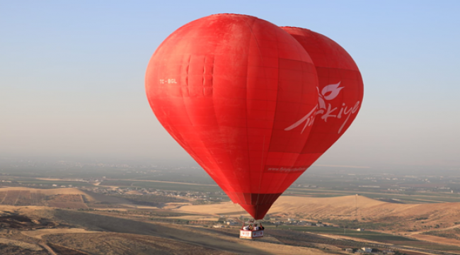 'Tarihin sıfır noktası' Göbeklitepe balon uçuşları başladı