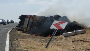 Urfa'da Tır Yandı