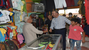 Vali Erin Telabyad'da Halkı ve Çocukları Sevindirdi