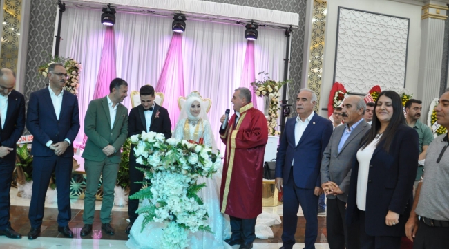 Yaşar ve Beyaz ailesinin mutlu günü