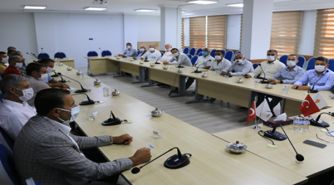 30 Mahalle Muhtarı 2 Sorun İçin AK Parti'ye Çıkarma Yaptı