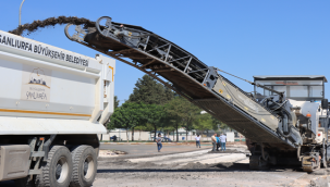 Akçakale caddesinde çalışmalar devam ediyor 