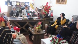 Anavatan kadın Kollarından Başkan Aslan'a Ziyaret
