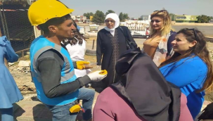 Başkan Ekinci'nin Eşi Sibel Ekinciden Aşure İkramı