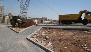 EYYÜBİYE BELEDİYESİ İLÇEYE YENİ YEŞİL ALANLAR KAZANDIRMAYA DEVAM EDİYOR.