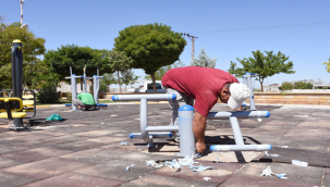 Hilvan Belediyesi parklara spor alanları kurdu