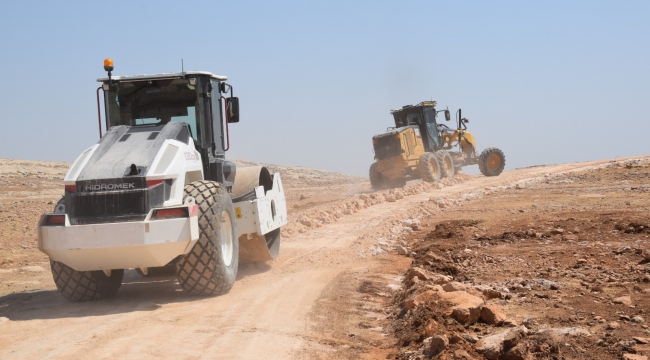 SAMANLI KIRSAL MAHALLESİNDE STABİLİZE YOL ÇALIŞMASI