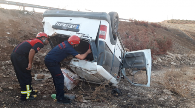 Şanlıurfa'da sıkışmalı kaza, 3 yaralı