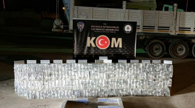 Şanlıurfa'da depo ve araçta kaçak sigara yakalandı
