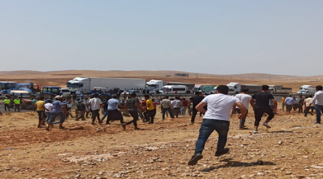 Urfa'da Kilometrelerce araç kuyruğu oluştu