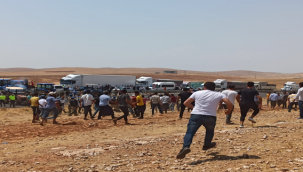 Urfa'da Kilometrelerce araç kuyruğu oluştu