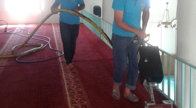 VİRANŞEHİR BELEDİYESİNDEN İBADETHANELERDE TEMİZLİK VE HİJYEN ÇALIŞMASI