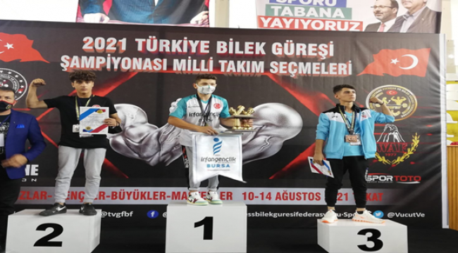 Viranşehirli Gençlerden Türkiye Derecesi, Başkan Ekinci Tebrik Etti