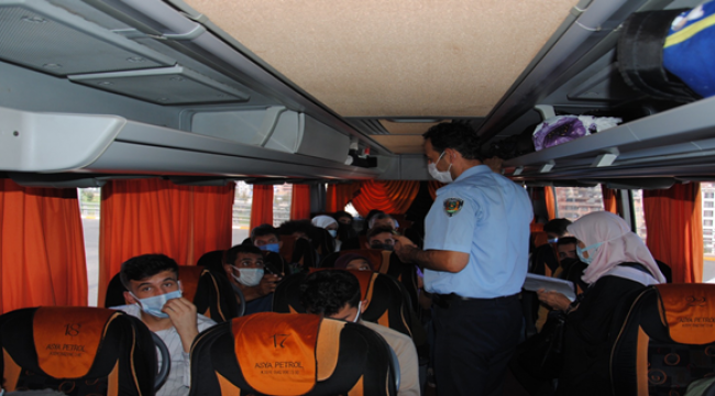 Büyükşehir Zabıtadan Otogarda Aşı Kartı Ve Pcr Testi Denetimi