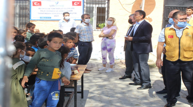 İyilik Derneği Urfa'da 2 Okulu Yeniledi