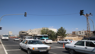 Kısa Süreliğine Kaldırılan Üst Geçit Yerine Akıllı Sinyalize Sistemi