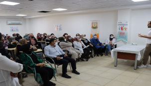 Kursiyerlere obezite ile mücadele semineri