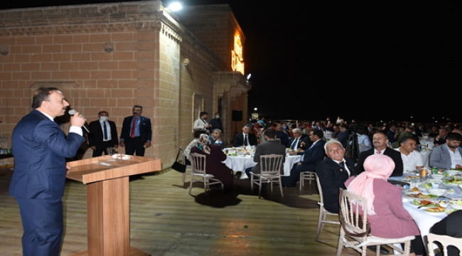 Şanlıurfa'da Şehit ve Gaziler Onuruna Yemek Programı Düzenlendi