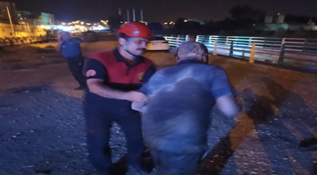 Urfa'da adam kanala düştü