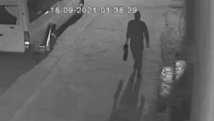 Urfa'da iki araç kundaklamada, 1 gözaltı