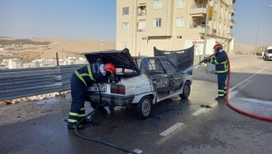 Urfa"da otomobil yangını