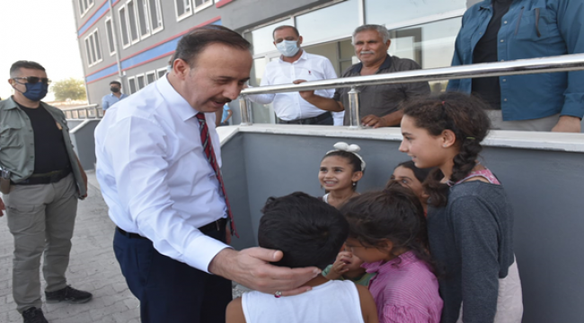 Vali Erin, Akçakale ve Harran'da Okulları Denetledi