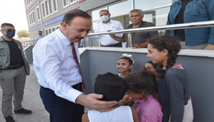 Vali Erin, Akçakale ve Harran'da Okulları Denetledi