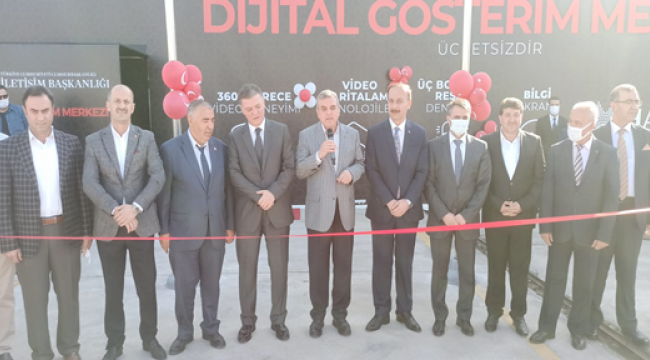 Cumhurbaşkanlığı İletişim Başkanlığı dijital çadırı ziyarete açıldı