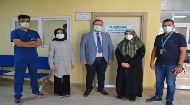 Şanlıurfa'da TURKOVAC aşı merkezinde ilk aşı uygulaması yapıldı