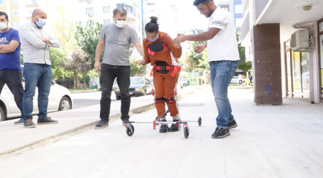 SP Hastası Ayşe, Adım Atmanın Mutluluğunu Yaşadı