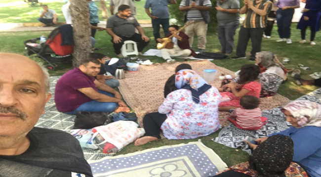 Urfa'da Engelliler piknikte gönüllerince eğlendi