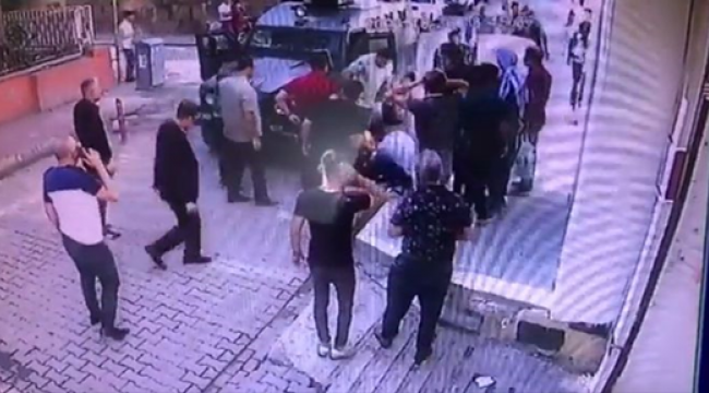 Urfa'da küçük çocuk zırhlı polis aracının altında kaldı