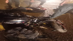 Urfa'da tır motosikleti çarptı, 2 yaralı