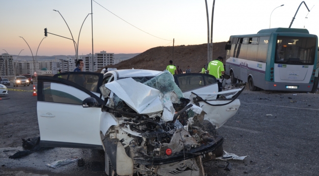 Urfa"da trafik kazası, yaralılar var