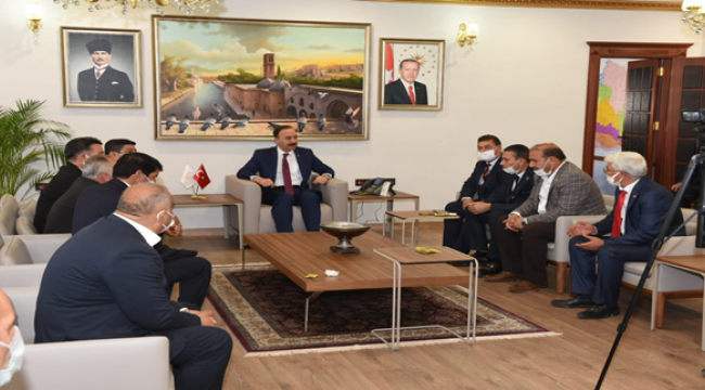 Vali Erin Muhtarları Kabul Etti