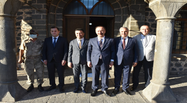 Vali Erin, Siverek ve Hilvan'ı Ziyaret Etti