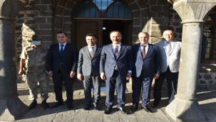 Vali Erin, Siverek ve Hilvan'ı Ziyaret Etti