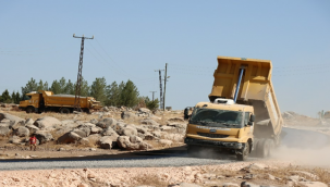 Hilvan Kırsalında Sathi Asfalt Ve Beton Yol Çalışması Tamamlandı