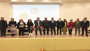 HRÜ'nde 24 Kasım Öğretmenler Günü Kutlandı