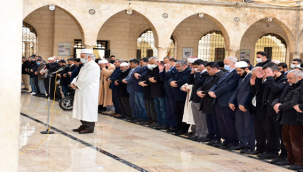 Kazada ölen İHH gönülleri için Şanlıurfa'da gıyabi cenaze namazı kılındı