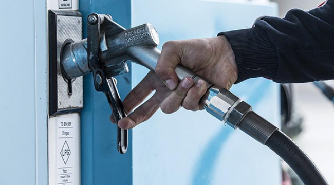 Otogaza zam bekleniyor