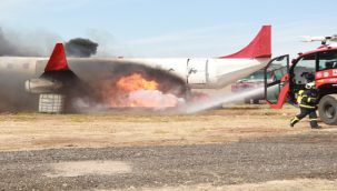 Şanlıurfa GAP havaalanında nefesleri kesen tatbikat!