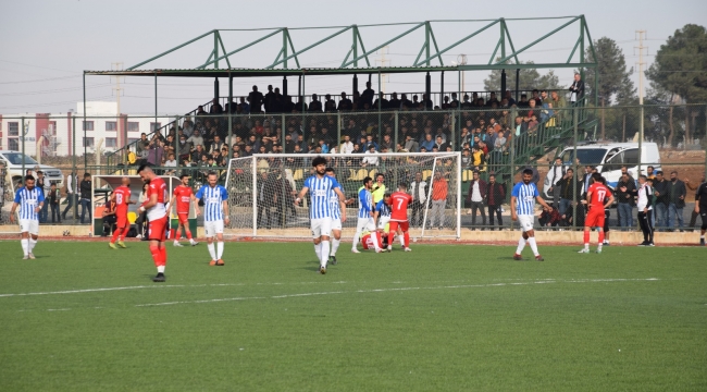 VİRANŞEHİR BELEDİYESPOR LİDERİ DEVİRDİ: 2-1