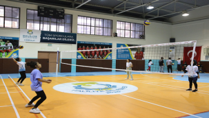 Haliliye Belediyesi gençleri sporla tanıştırıyor 